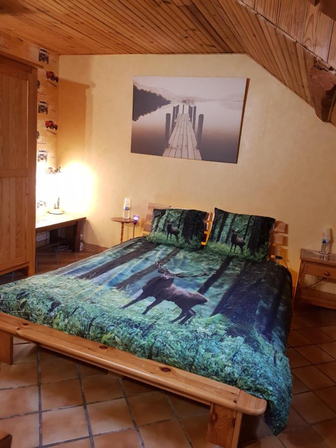 Au Grand Sapin Chambres Chez L'Habitant Henonville Zewnętrze zdjęcie